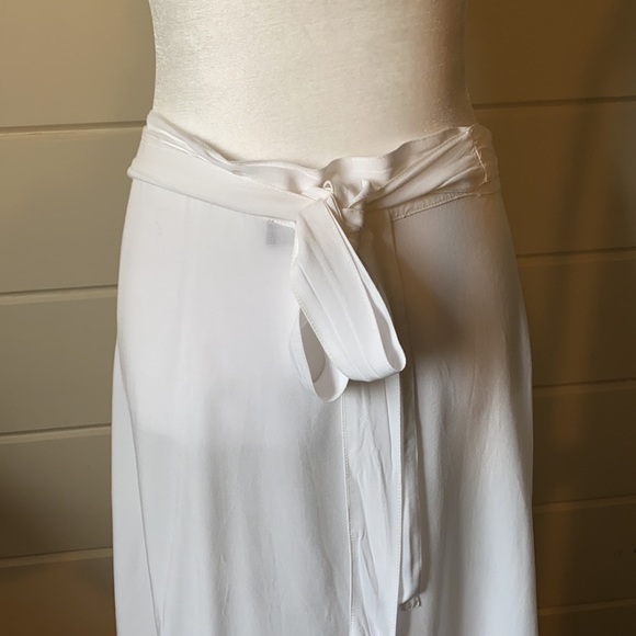TYSA Wrap Skirt in Off White Size 2/3 - Picture 12 of 17